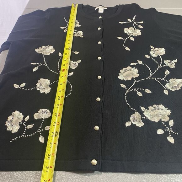 DRESSBARN Embroidered Cardigan Sweater Beaded Floral Button Womens 18 20 Black - Picture 7 of 12